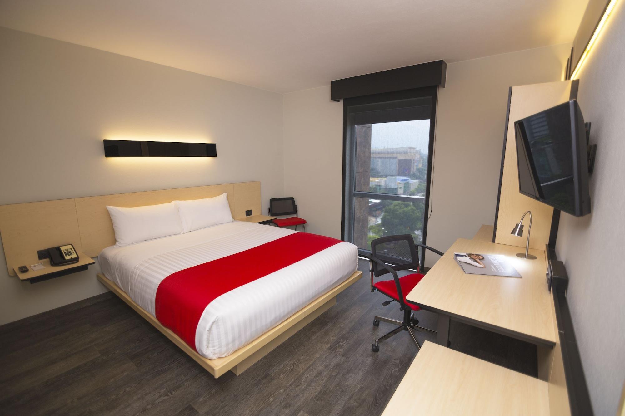 City Express Plus By Marriott Medellin Colombia Exterior photo