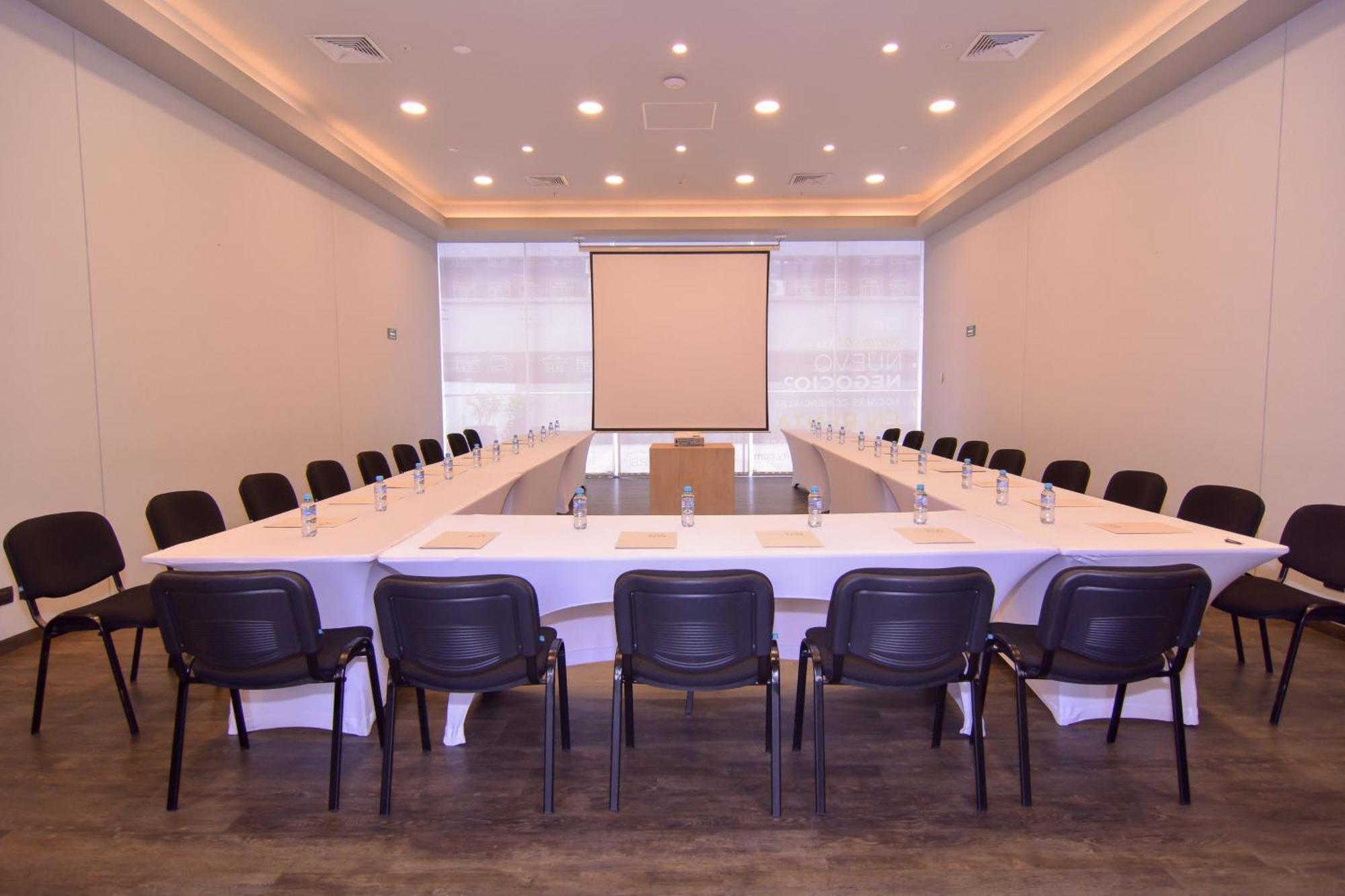 City Express Plus By Marriott Medellin Colombia Exterior photo