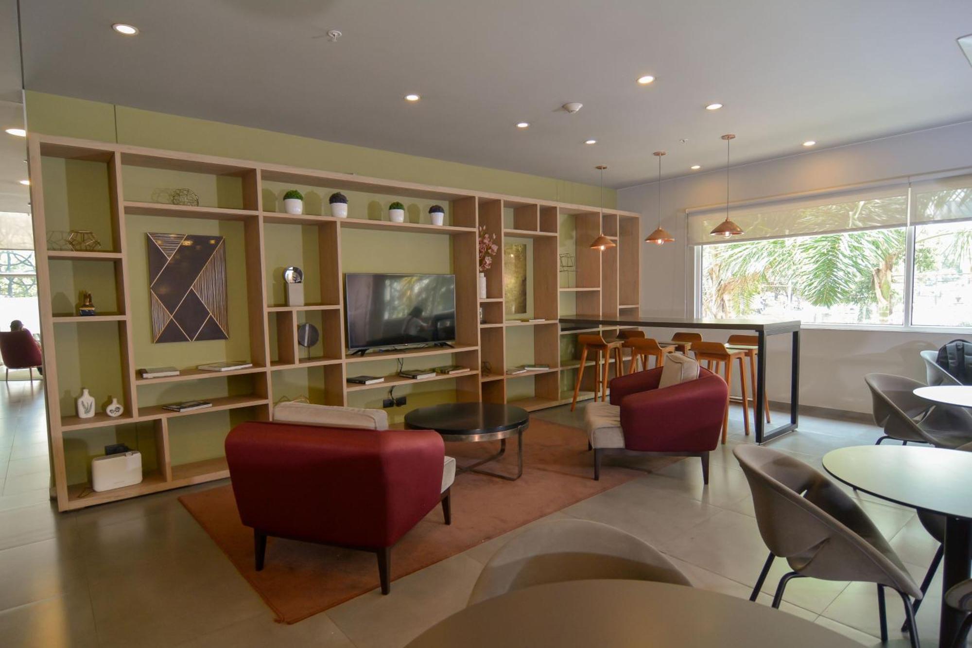 City Express Plus By Marriott Medellin Colombia Exterior photo