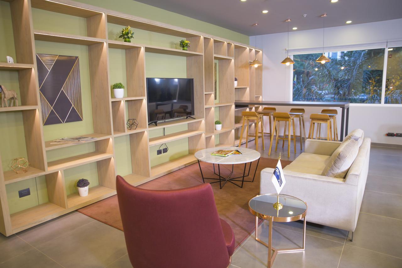 City Express Plus By Marriott Medellin Colombia Room photo